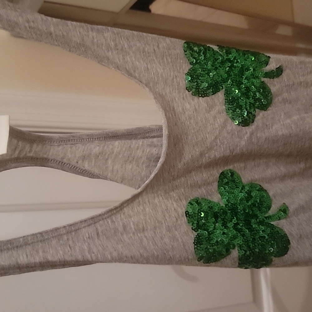 PINK Victoria's Secret Gray Tank Top With Green Sequin Shamrocks. XS. Bralette S - Picture 7 of 16